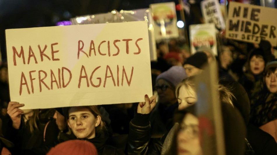 Wieder hunderte Demonstrationen gegen rechts - Zehntausende in Düsseldorf