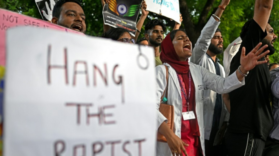 Ärzte in Indien treten aus Protest gegen Vergewaltigung einer Kollegin in den Streik 