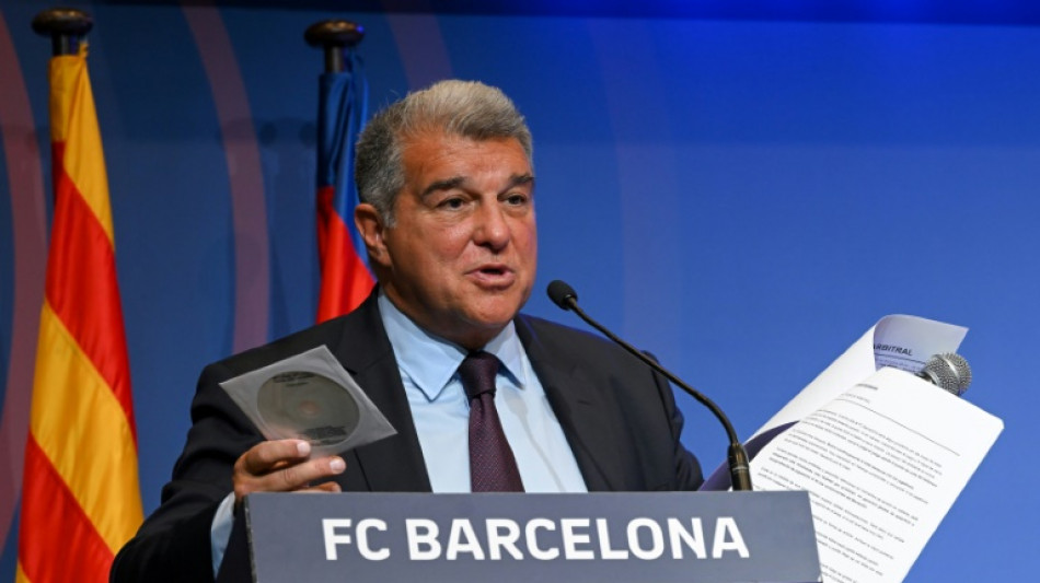 Scandale arbitral: le FC Barcelone n'a "jamais rien fait pour obtenir un avantage sportif" (Laporta)