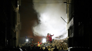 Edificio se derrumba en Marsella y deja al menos cinco heridos