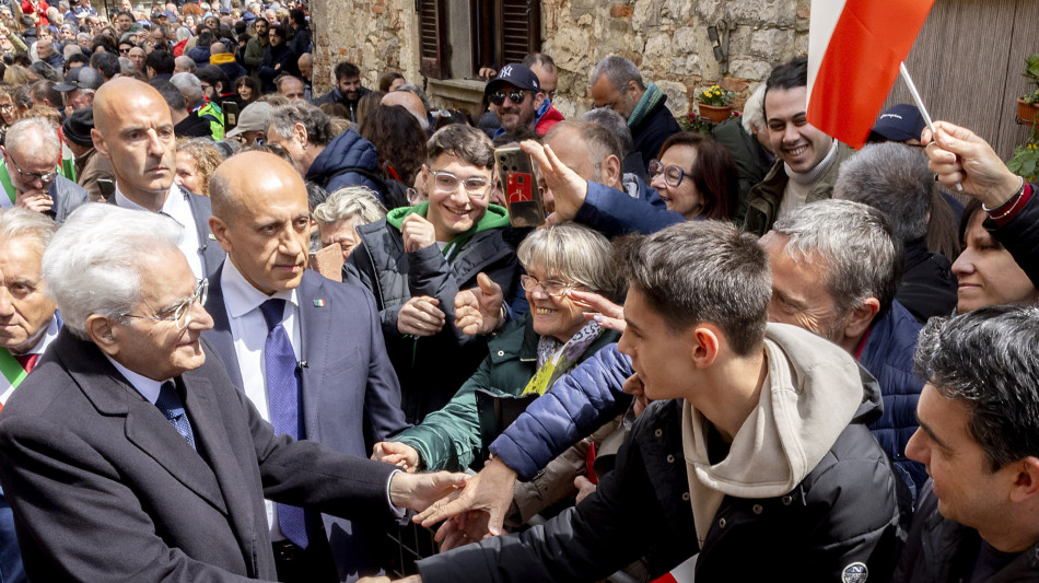 Dal Quirinale tre targhe alle classi per merito collettivo