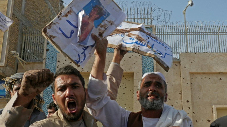 Protestas en Afganistán por videos de maltrato a refugiados afganos en Irán