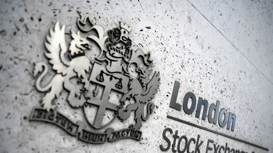 Borsa: l'Europa conclude positiva, Londra +1,1%