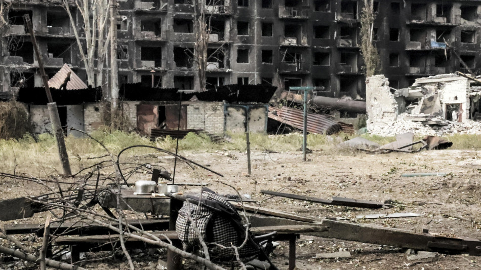  Media, almeno tre morti in un raid russo nel Donetsk 