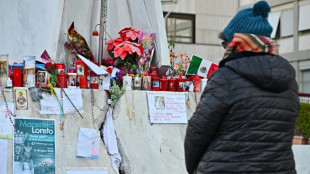 Papa Francisco passa noite 'tranquila' e descansa, afirma Vaticano