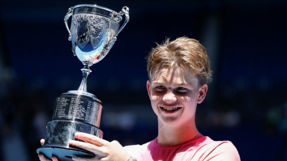 'Young Federer' wins Australian Open boys' title