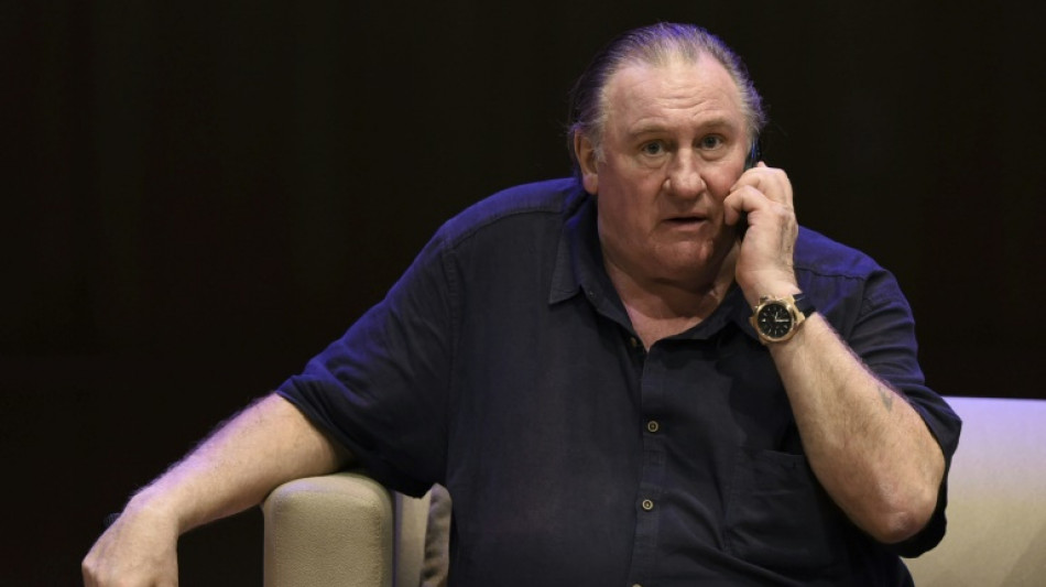 Ator francês Gérard Depardieu é liberado após interrogatório por supostas agressões sexuais