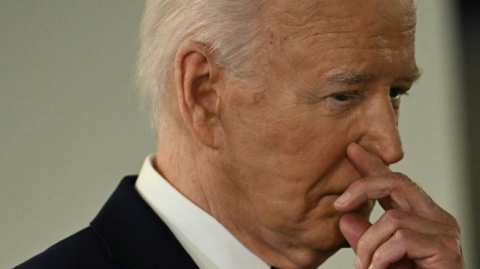 Biden se bat pour maintenir sa candidature en vie