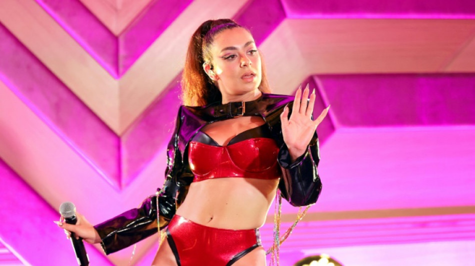 Una fiesta con la cantante Charli XCX abre la Semana de la Moda de Londres