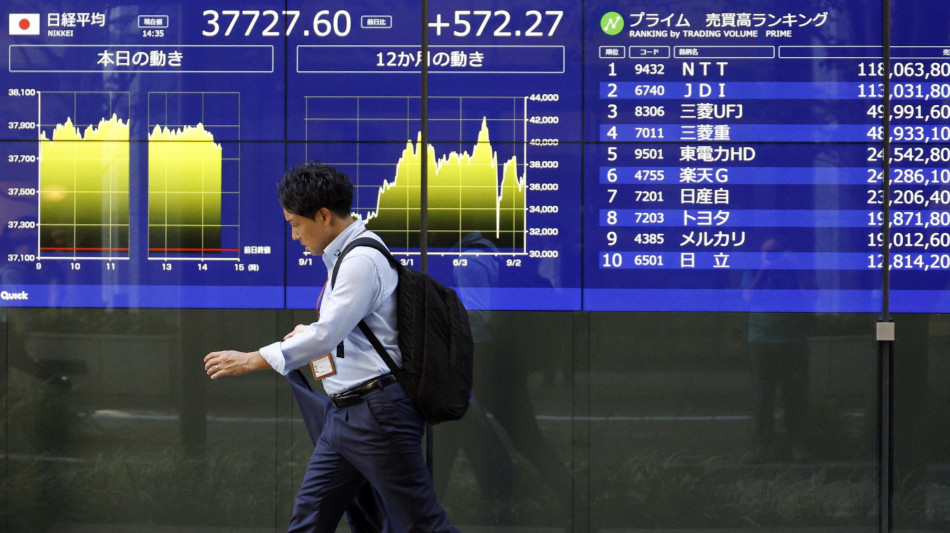 Borsa: Tokyo, chiusura in rialzo (+0,57%)