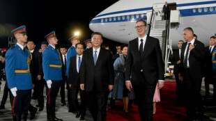 Chinas Präsident Xi trifft auf Europareise serbischen Staatschef Vucic