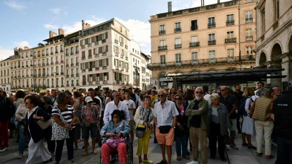 Des fêtes de Bayonne "souillées": émotion après une agression mortelle