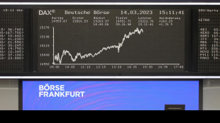 Borsa: l'Europa apre in deciso calo, Francoforte (-1,1%)