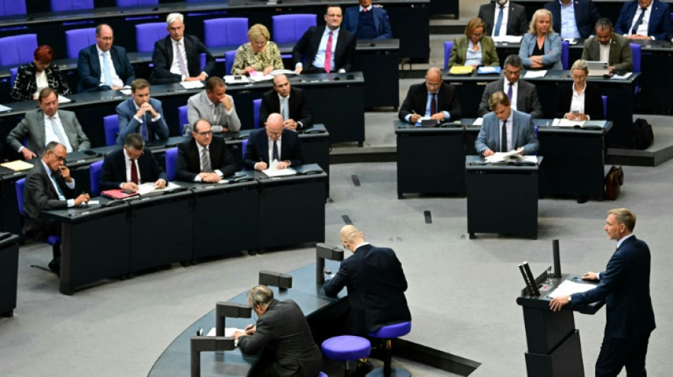 Bundestag setzt Haushaltsberatungen mit Generaldebatte fort