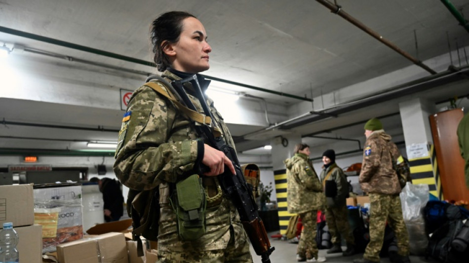 Le réveil d'"esprits héroïques": quand les femmes ukrainiennes se précipitent pour combattre 