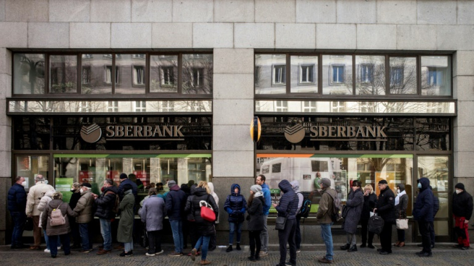Ukraine: la filiale européenne de la banque russe Sberbank en détresse
