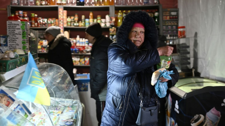 Près du front en Ukraine, un magasin devenu bouée de sauvetage pour les locaux