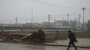 Japon: inondations et glissements de terrain font un mort, six disparus