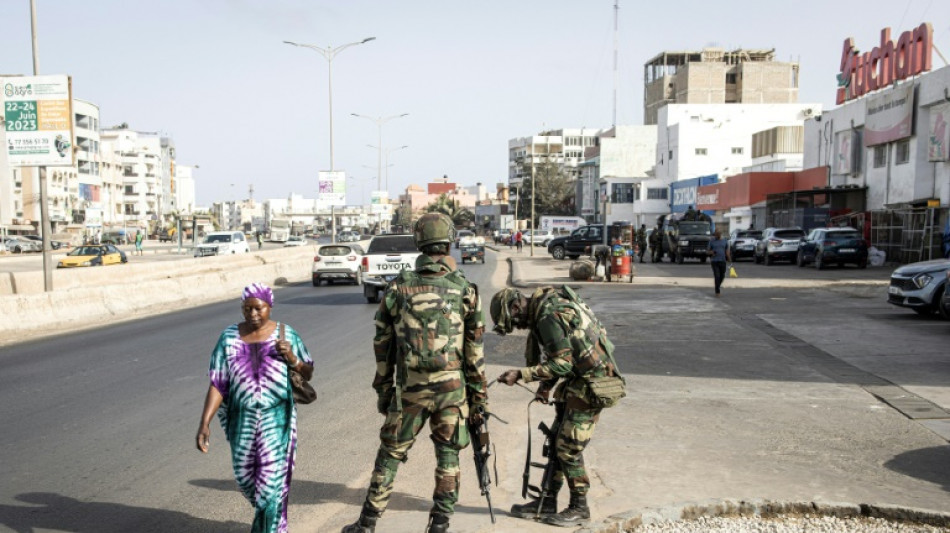 Senegal despliega fuerzas armadas en Dakar tras el estallido de violencia