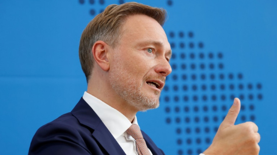 Asyl-Sozialleistungen: Lindner will Überweisung in Herkunftsländer blockieren