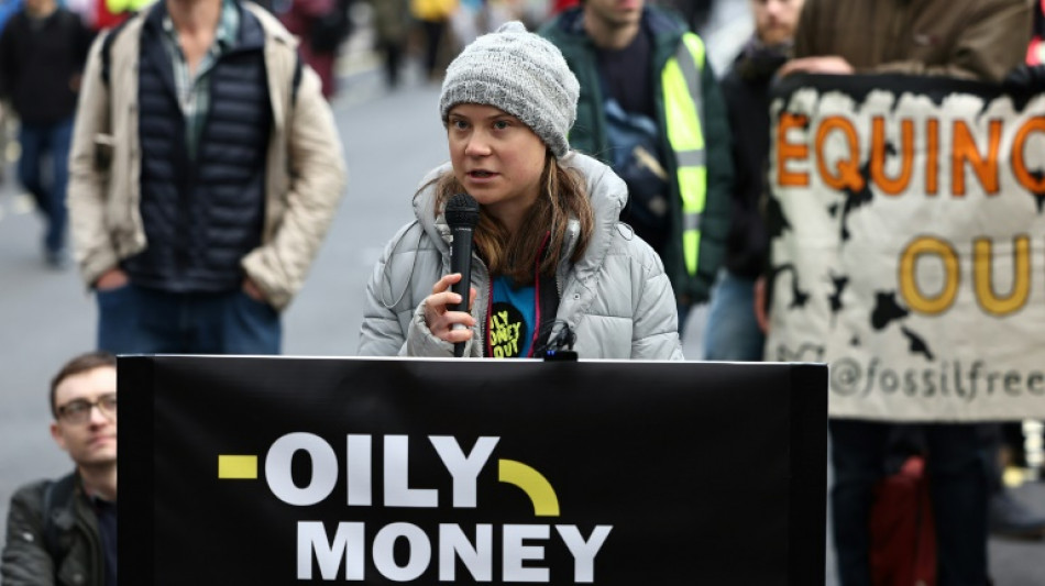 A Londres, Greta Thunberg dénonce les accords "à portes closes" des majors pétrolières