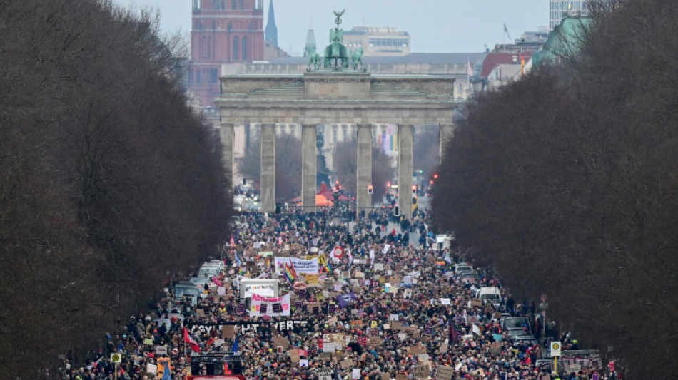 Proteste gegen Rechtsruck: Allein in Berlin demonstrieren bis zu 250.000 Menschen