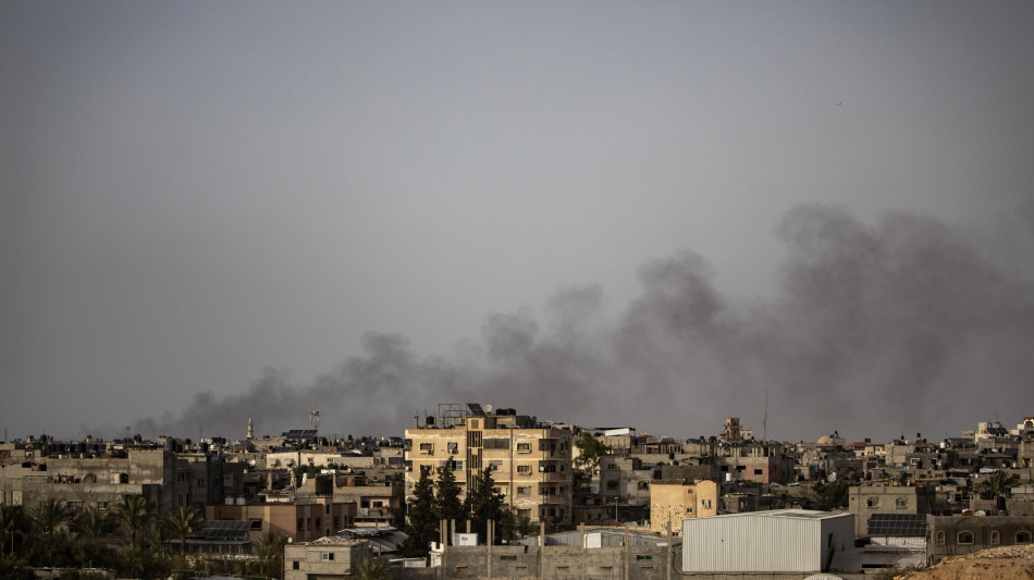 Gaza, media: 3 morti e 4 feriti in un raid di Israele su Rafah