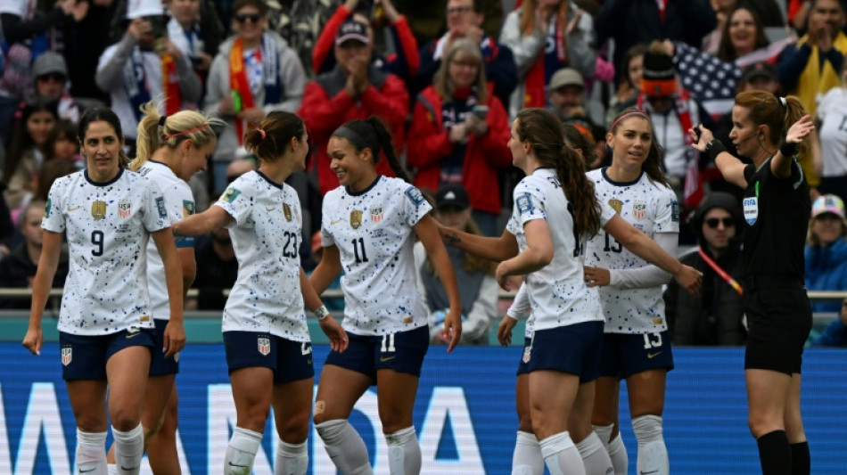 Atual campeão, EUA estreia com vitória sobre Vietnã (3-0) na Copa feminina