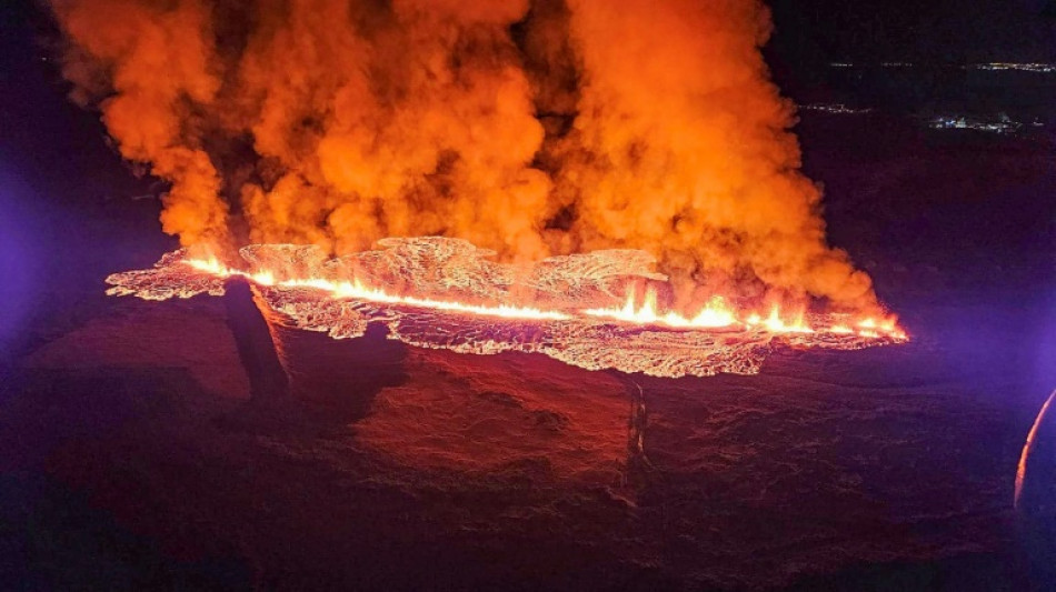 Islande: nouvelle éruption volcanique à proximité du port de Grindavik