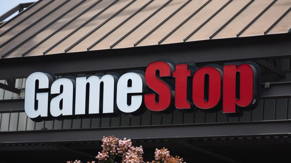 GameStop corre a Wall Street, sale del 75%