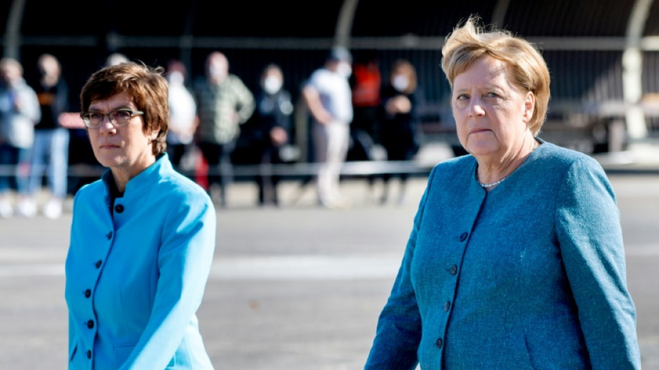 Anders als Merkel: Kramp-Karrenbauer nimmt an CDU-Parteitag teil