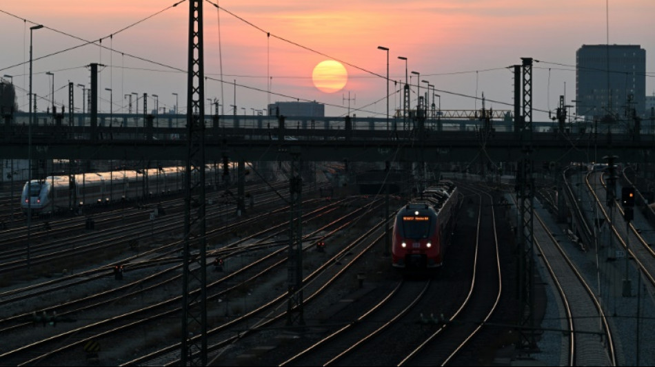 Neun-Euro-Ticket sorgt weiter für Diskussionen