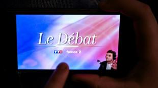 Débat Le Pen-Macron, pire audience historique: témoin d'un désamour pour la politique à la télé ?