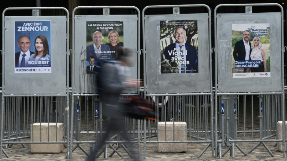 La France de nouveau aux urnes pour le premier tour des législatives