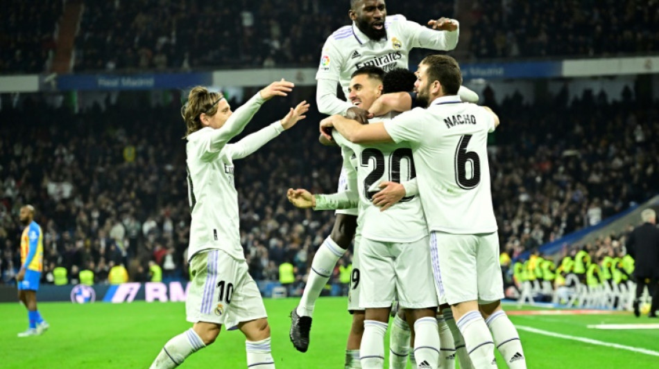 El Real Madrid no falla y sigue a la caza del Barcelona