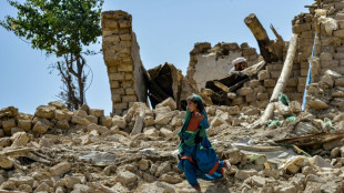 Afghan quake survivors without food and shelter as aid trickles in