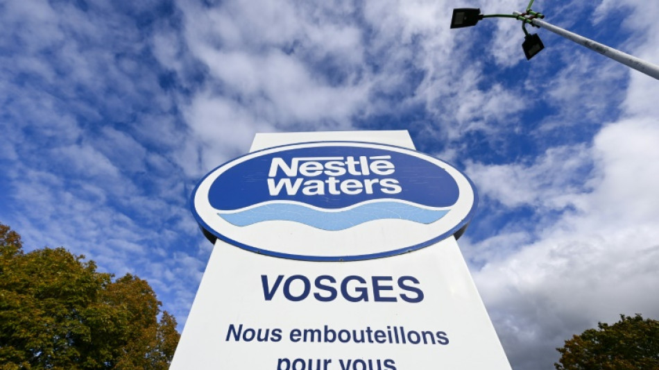 Eaux minérales contaminées: le Sénat lance une mission parlementaire