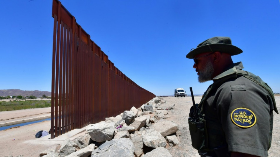 For desperate migrants, hope is in breach at US border wall