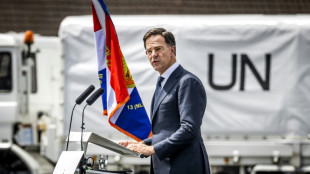 Rutte entschuldigt sich bei ehemaligen Blauhelmsoldaten von Srebrenica