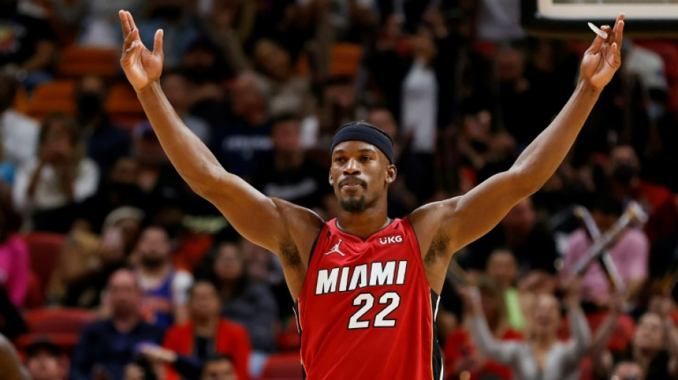 NBA: Miami tête de série N.1 à l'Est, Denver accède aux play-offs à l'Ouest
