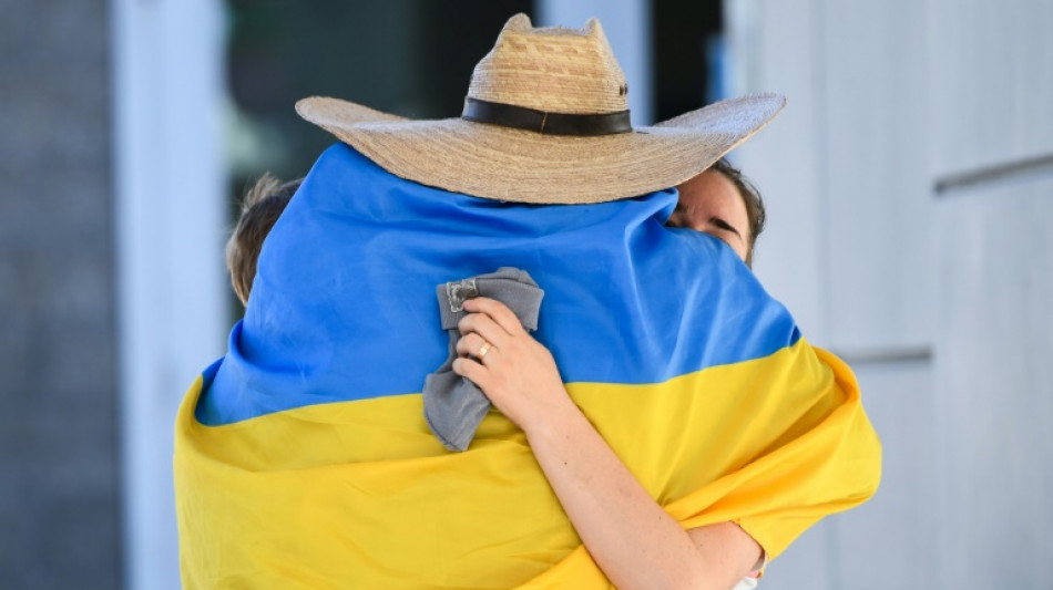 El abrazo ucraniano en la frontera estadounidense