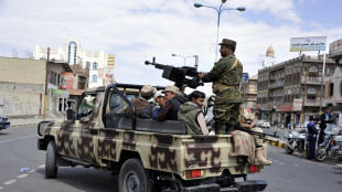 Houthi, 'raid Usa sull'aeroporto di Hodeida'