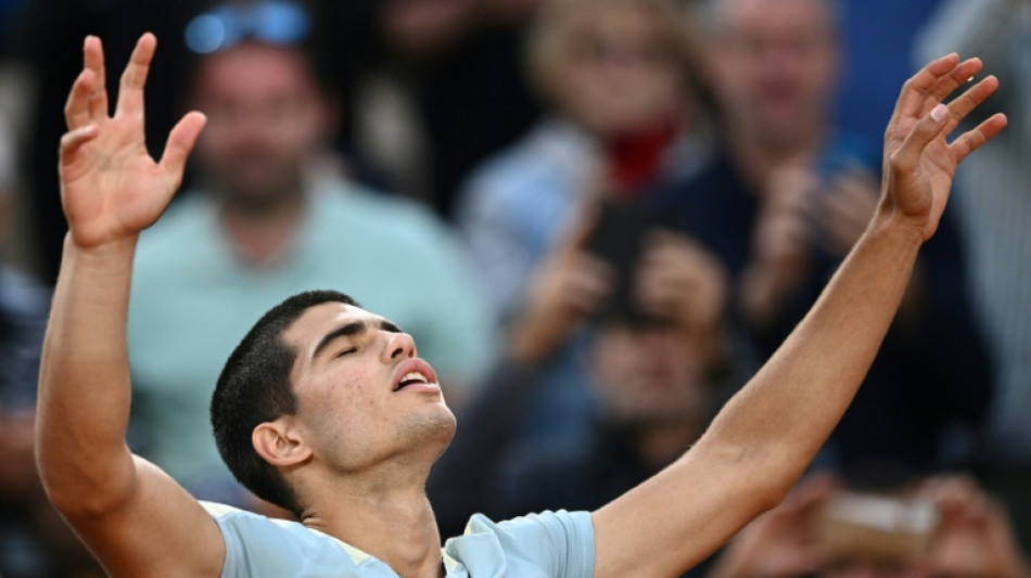 Alcaraz, Zverev pull off French Open escapes as Djokovic cruises