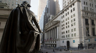 Wall Street ouvre en légère hausse en écoutant le patron de la Fed