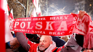 Zehntausende protestieren in Warschau gegen Regierungsreformen