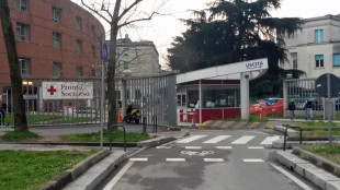 ++ A Milano 16enne accoltellato dal branco durante una rapina ++