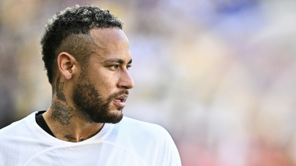 Transfert de Neymar au PSG: des perquisitions menées dans les locaux du fisc