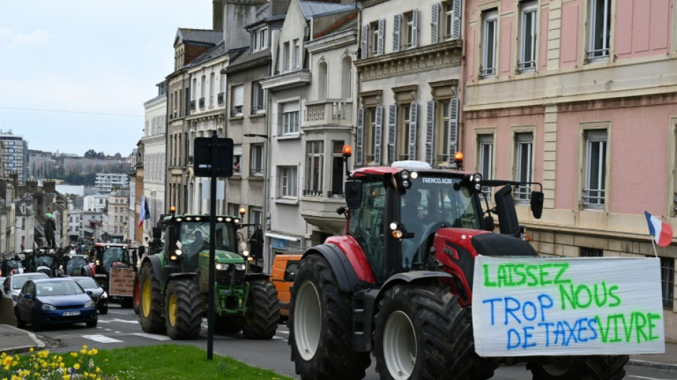 Agriculteurs et pêcheurs manifestent dans le Pas-de-Calais