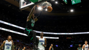 Irving apuntilla a Raptors en el último segundo; Celtics caen ante Orlando