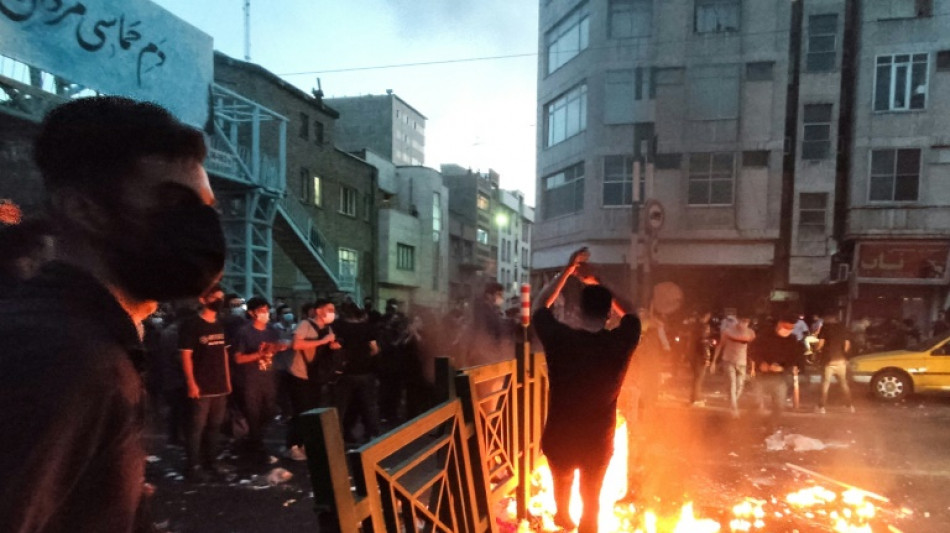 Iran: l'accès aux réseaux sociaux bloqué, 11 morts en six jours de manifestations